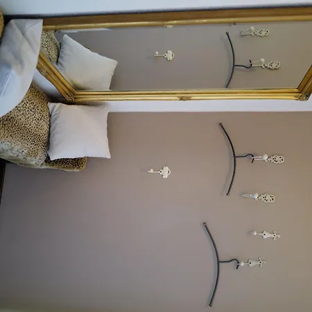 아파트 In Mit Terrasse By Interhome